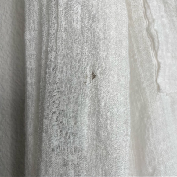 Free People white pullover top - Picture 6 of 6